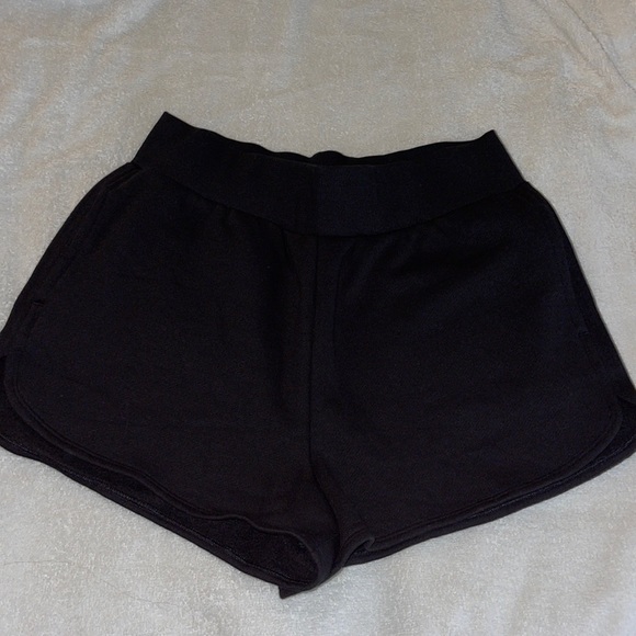 Victoria Secret- On Point- VS monogram Sweat-shorts - Picture 2 of 6